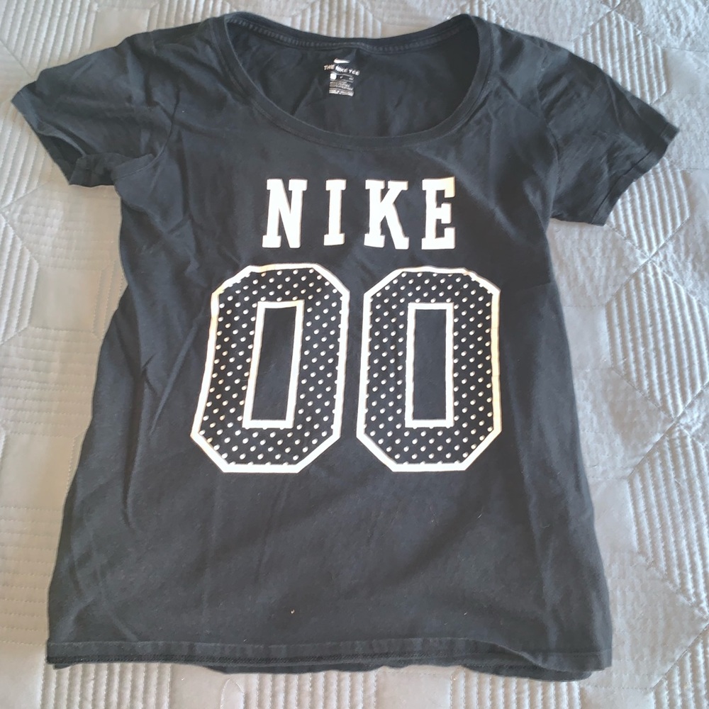 Nike work out top